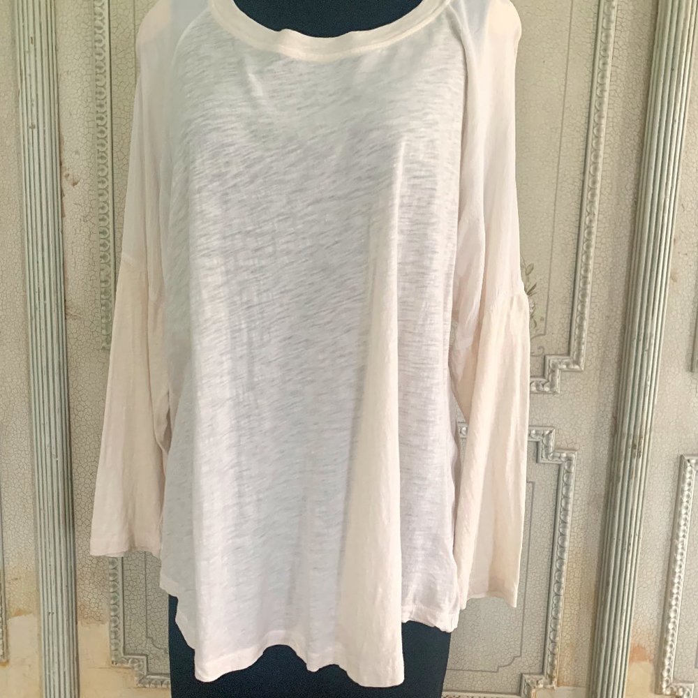 Off-white top, long sleeve, XCVI  1X